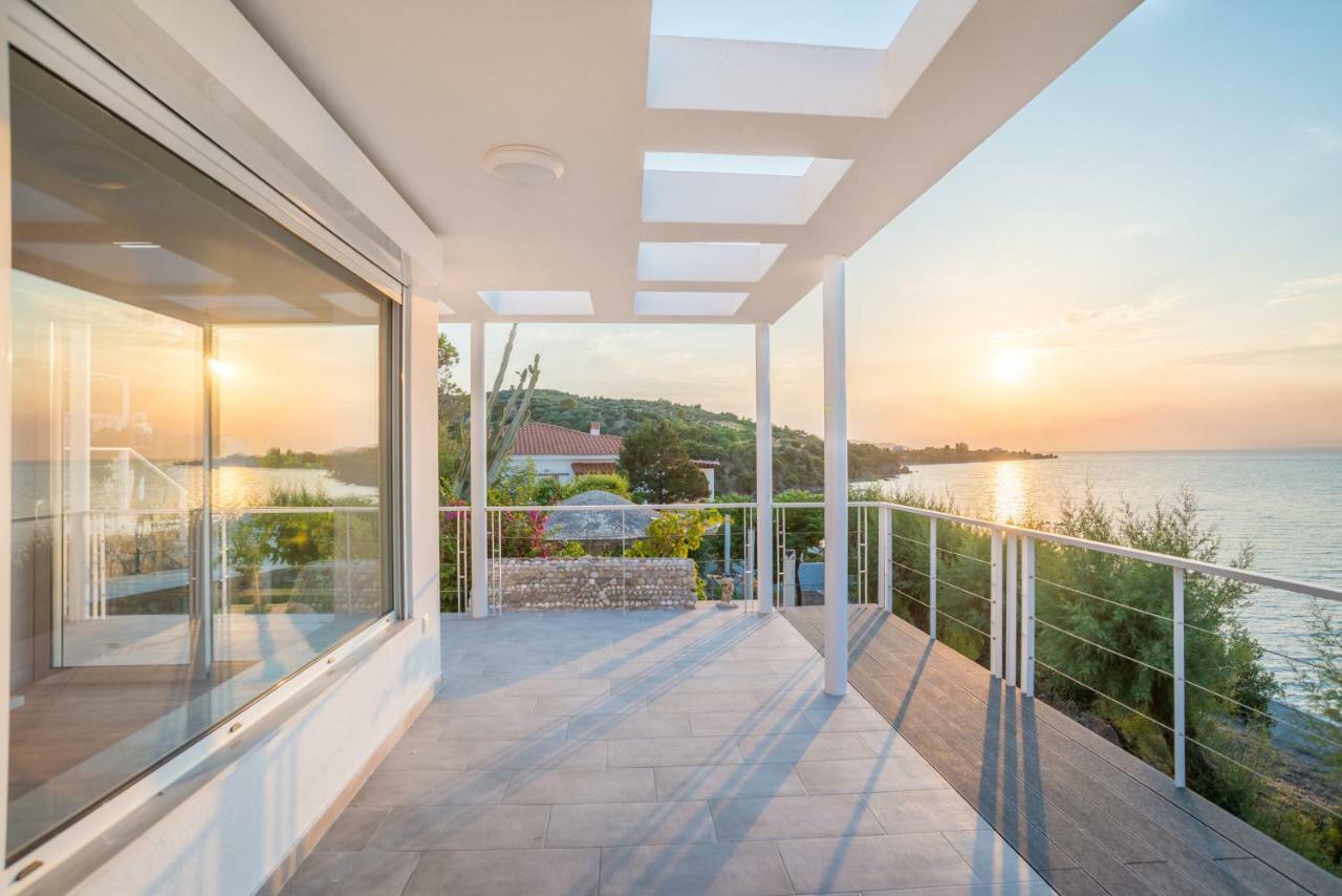 Epipleon Suites Agioi Apostoloi  Exterior foto